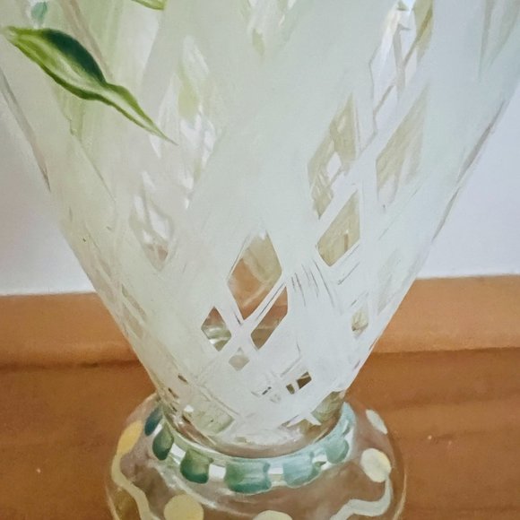 TRACEY PORTER Daisy & Lattice Hand Painted Vase EUC - Picture 2 of 4